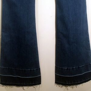 JBRAND LOVE STORY BELL BOTTOM JEAN FRAYED DETAIL